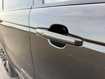 Land Rover Range Rover Sport 3.0 SD V6 HSE Dynamic SUV 5dr Diesel Auto 4WD Euro 6 (s/s) (306 