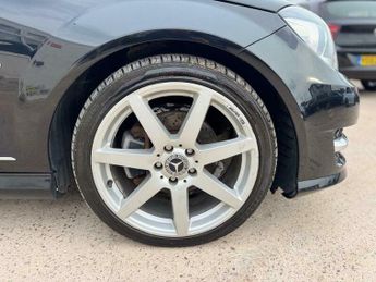 Mercedes-Benz C Class 1.8 C180 BlueEfficiency Sport Saloon 4dr Petrol G-Tronic+ Euro 5