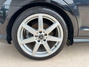 Mercedes-Benz C Class 1.8 C180 BlueEfficiency Sport Saloon 4dr Petrol G-Tronic+ Euro 5