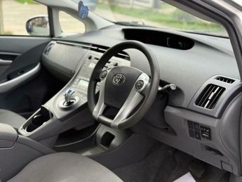 Toyota Prius 1.8 VVT-h Active Hatchback 5dr Petrol Hybrid CVT Euro 6 (s/s) (1