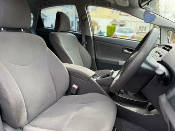 Toyota Prius 1.8 VVT-h Active Hatchback 5dr Petrol Hybrid CVT Euro 6 (s/s) (1