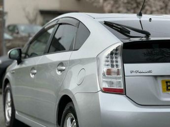 Toyota Prius 1.5 CVT 4dr