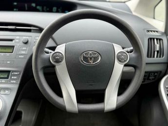 Toyota Prius 1.8 VVT-h Active Hatchback 5dr Petrol Hybrid CVT Euro 6 (s/s) (1