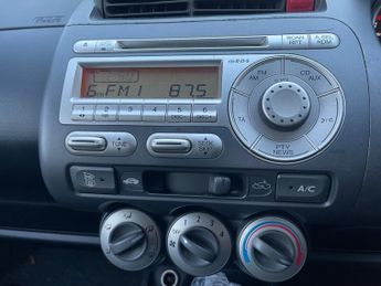 Honda Jazz 1.4 i-DSI SE CVT-7 5dr