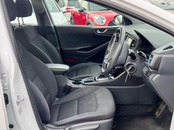 Hyundai Ioniq 1.6 h-GDi SE DCT Euro 6 (s/s) 5dr
