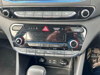Hyundai Ioniq 1.6 h-GDi SE DCT Euro 6 (s/s) 5dr