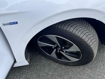 Hyundai Ioniq 1.6 h-GDi SE DCT Euro 6 (s/s) 5dr