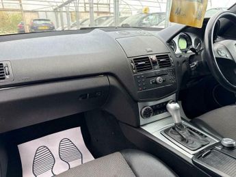 Mercedes-Benz C Class 1.8 C180K Sport Auto Euro 4 4dr