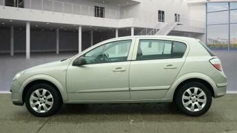 Vauxhall Astra 1.8i 16v Club 5dr