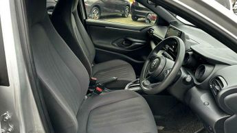 Toyota Yaris Hybrid 1.5 VVT E-CVT Euro 6 (s/s) Auto