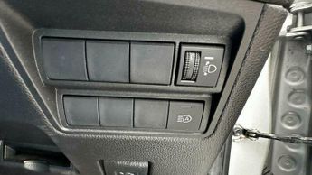 Toyota Yaris Hybrid 1.5 VVT E-CVT Euro 6 (s/s) Auto