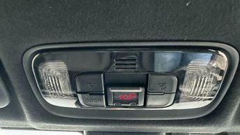 Toyota Yaris Hybrid 1.5 VVT E-CVT Euro 6 (s/s) Auto
