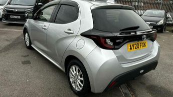 Toyota Yaris Hybrid 1.5 VVT E-CVT Euro 6 (s/s) Auto