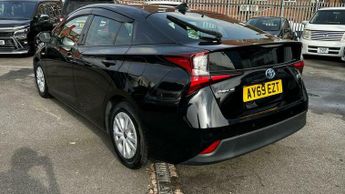 Toyota Prius 1.8 Hybrid Auto Low Miles 2020