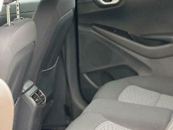 Hyundai Ioniq 28kWh Premium Auto 5dr