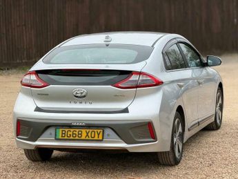 Hyundai Ioniq 28kWh Premium Auto 5dr