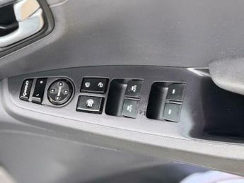 Hyundai Ioniq 28kWh Premium Auto 5dr