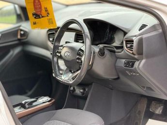 Hyundai Ioniq 28kWh Premium Auto 5dr