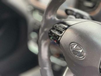 Hyundai Ioniq 28kWh Premium Auto 5dr