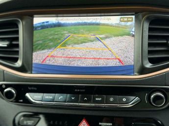 Hyundai Ioniq 28kWh Premium Auto 5dr