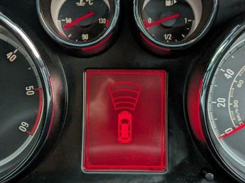 Vauxhall Insignia 2.0 CDTi SE Auto Euro 5 4dr