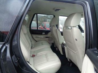 Land Rover Range Rover Sport 3.0 SD V6 HSE Black Auto 4WD Euro 5 5dr