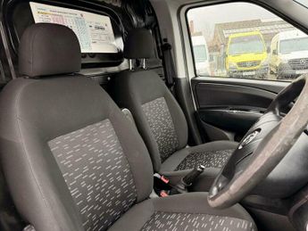 Vauxhall Combo 1.3 CDTi 2300 ecoFLEX 16v FWD L1 H1 (s/s) 3dr