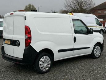 Vauxhall Combo 1.3 CDTi 2300 ecoFLEX 16v FWD L1 H1 (s/s) 3dr