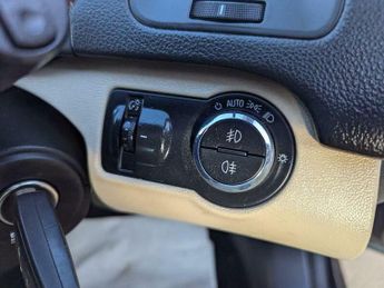 Vauxhall Insignia 2.0 CDTi Elite Nav Sports Tourer Auto Euro 5 5dr