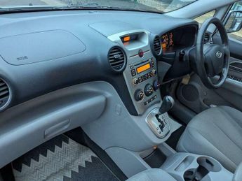 Kia Carens 2.0 CRDi GS 5dr (7 Seats)