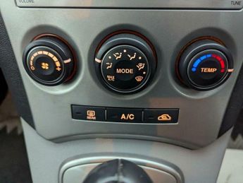 Kia Carens 2.0 CRDi GS 5dr (7 Seats)