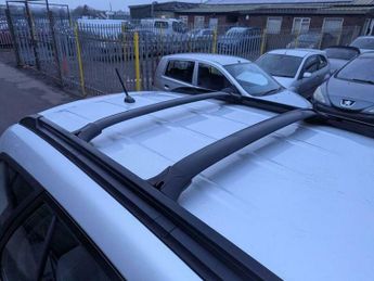 Kia Carens 2.0 CRDi GS 5dr (7 Seats)