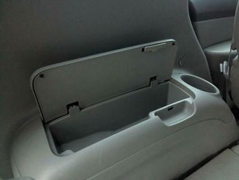 Kia Carens 2.0 CRDi GS 5dr (7 Seats)