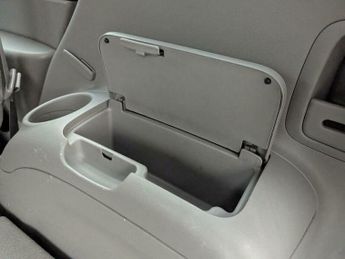 Kia Carens 2.0 CRDi GS 5dr (7 Seats)