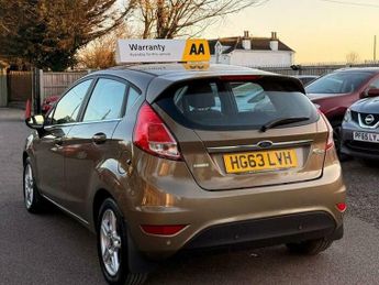 Ford Fiesta 1.0T EcoBoost Zetec Euro 5 (s/s) 5dr