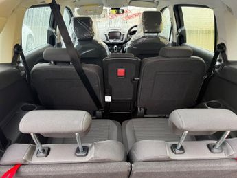 Ford C-Max GRAND TITANIUM TDCI
