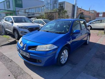 Renault Megane 1.6 VVT Dynamique Proactive 5dr