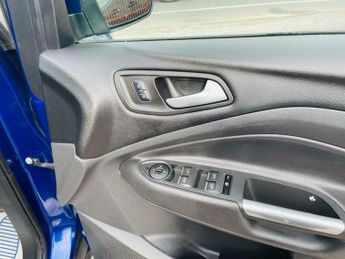 Ford Kuga 1.5 TDCi Titanium Powershift Euro 6 (s/s) 5dr