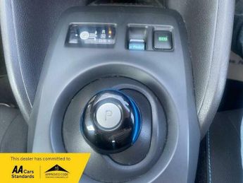 Nissan Leaf 39kWh Acenta Hatchback 5dr Electric Auto (150 ps)