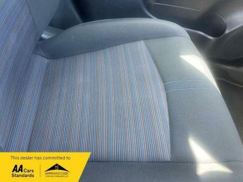 Nissan Leaf 39kWh Acenta Hatchback 5dr Electric Auto (150 ps)