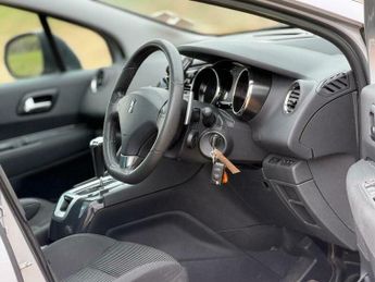 Peugeot 5008 1.6 e-HDi Allure EGC Euro 5 (s/s) 5dr