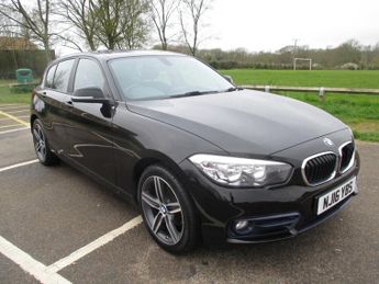 BMW 118 118i SPORT
