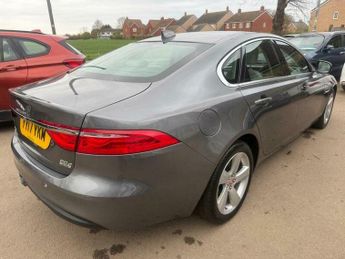 Jaguar XF 2.0d Portfolio Auto AWD Euro 6 (s/s) 4dr