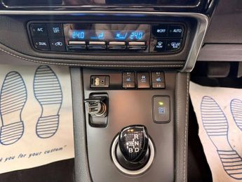 Toyota Auris VVT-I EXCEL TOURING SPORTS TSS