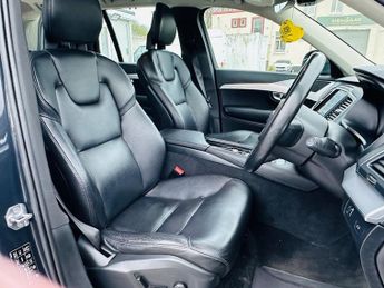 Volvo XC90 D5 POWERPULSE MOMENTUM AWD