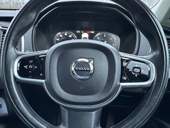 Volvo XC90 D5 POWERPULSE MOMENTUM AWD