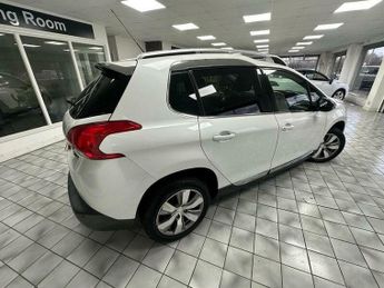 Peugeot 2008 1.2 VTi Allure Euro 5 5dr