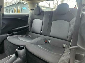 MINI Hatch 1.5 Cooper Auto Euro 6 (s/s) 3dr