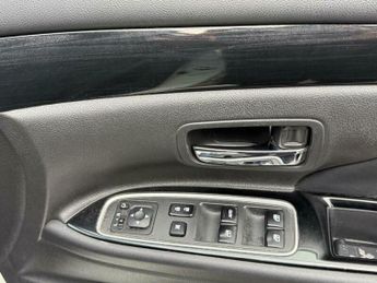 Mitsubishi Outlander 2.0h 12kWh GX3h+ CVT 4WD Euro 6 (s/s) 5dr