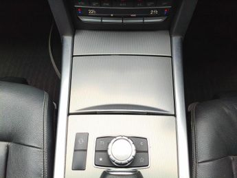 Mercedes B Class E220 BLUETEC SE